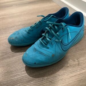 Nike Mercurial Indoor/Turf Soccer shoes